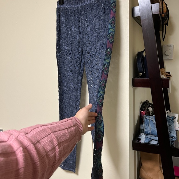 NWT - Honey Belle - Blue floral shape open lace legs summer beach lined pants SM - Picture 5 of 8